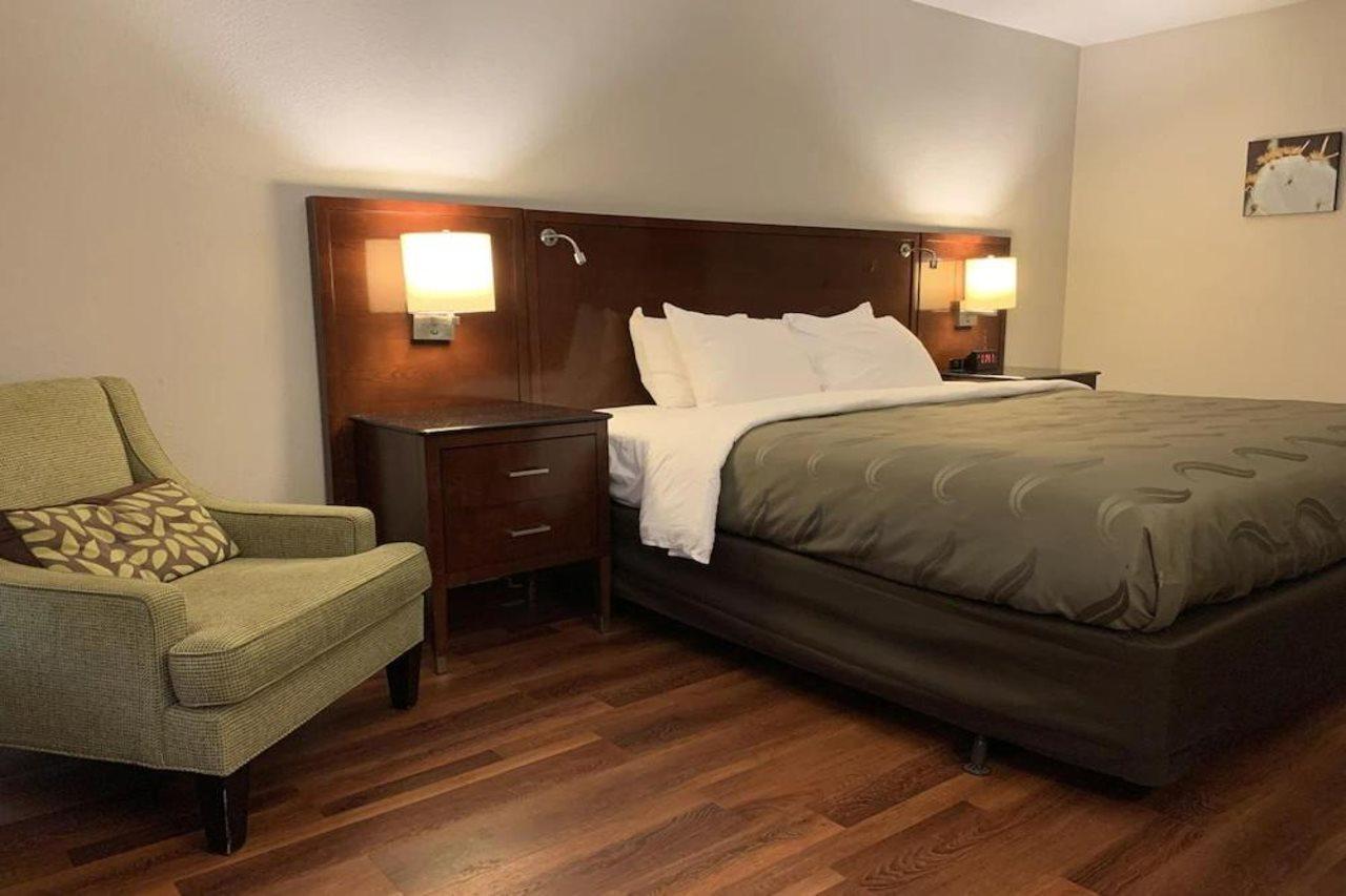 Quality Inn Oklahoma City South Exterior photo